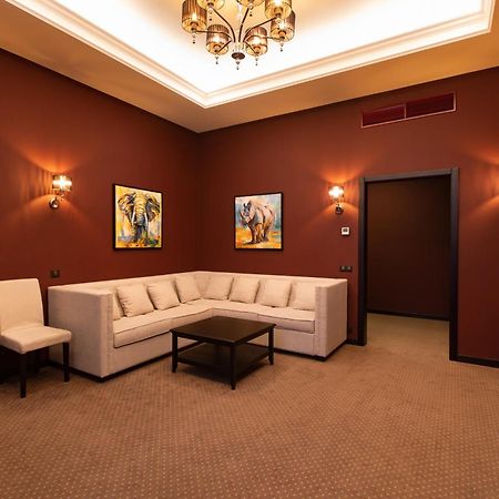 Tsunami Spa Hotel Dnipro Eksteriør bilde