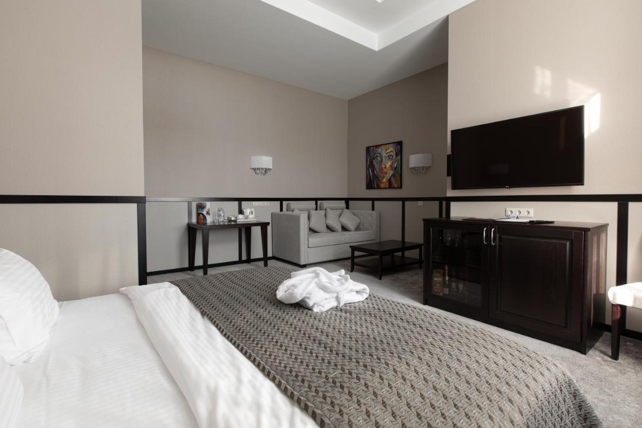 Tsunami Spa Hotel Dnipro Eksteriør bilde