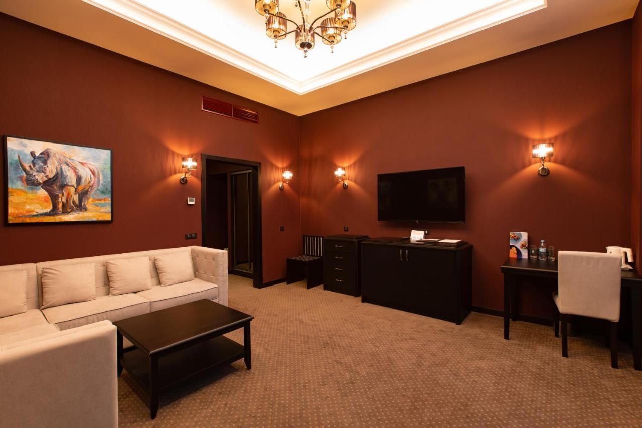 Tsunami Spa Hotel Dnipro Eksteriør bilde