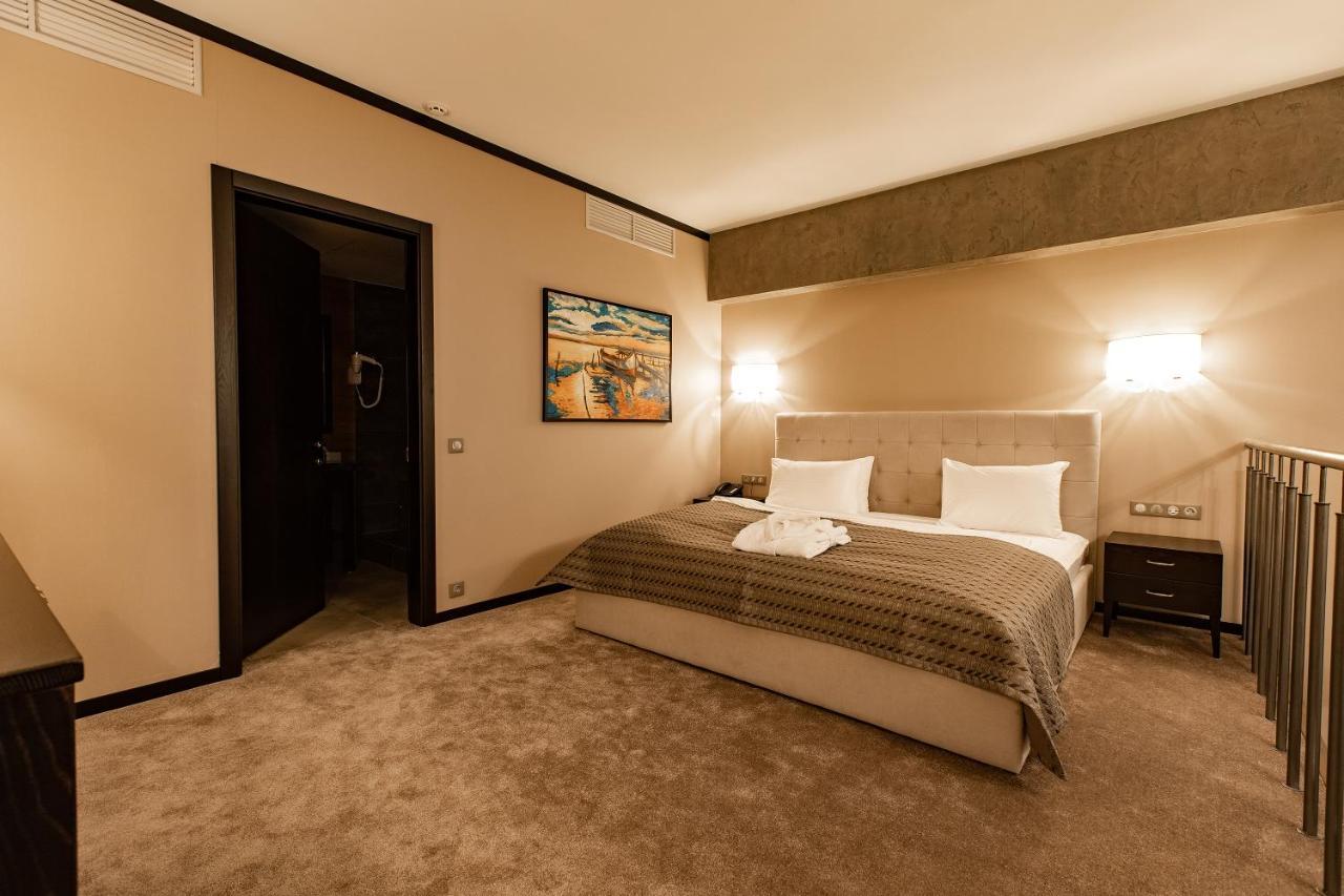 Tsunami Spa Hotel Dnipro Eksteriør bilde