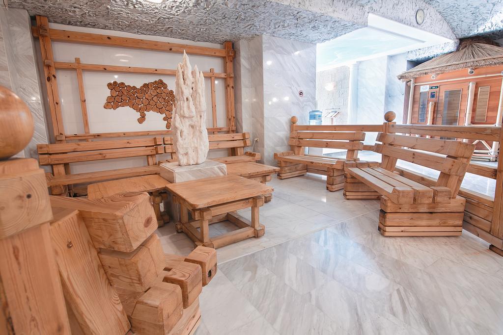 Tsunami Spa Hotel Dnipro Eksteriør bilde